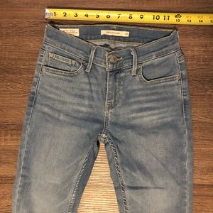 Levi’s 710 Innovation Super Skinny Jeans - 25